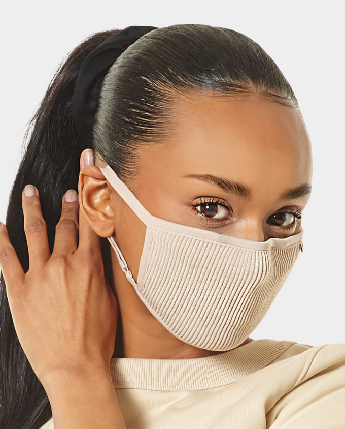 Herbruikbare filterende ademende gezichtsbedekking NAROO FU Plus - zwart filterende sportmaskers voor lente en zomer met vervuiling, pollen, uv-stralen en fijn stofbeige