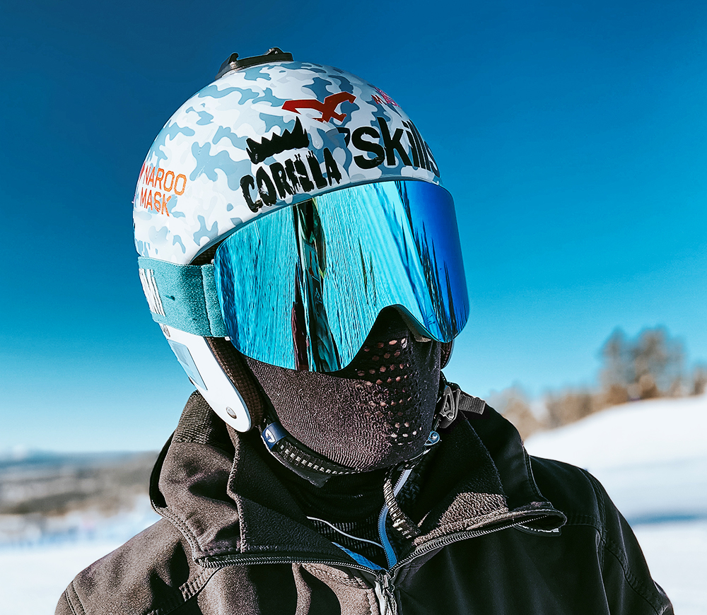 NAROO N1 - BLACK Sports Mask for skiing and snowboarding in winter with moisture-wicking fabric and UV-Protection-blog