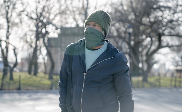 Máscara de caminhada de inverno para uso facial